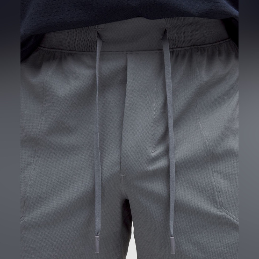 RESTOCK Lululemon Men’s “License To Train” Short 5” Inseam (M) *BESTSELLER* - Picture 6 of 11